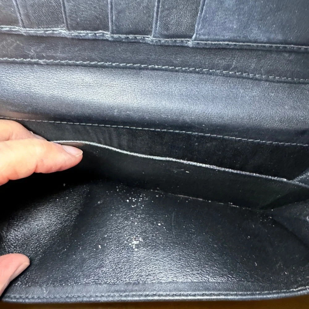 Authentic GUCCI 203550/GG Canvas  Heart Motif Long Wallet Canvas Leather… - Picture 13 of 15